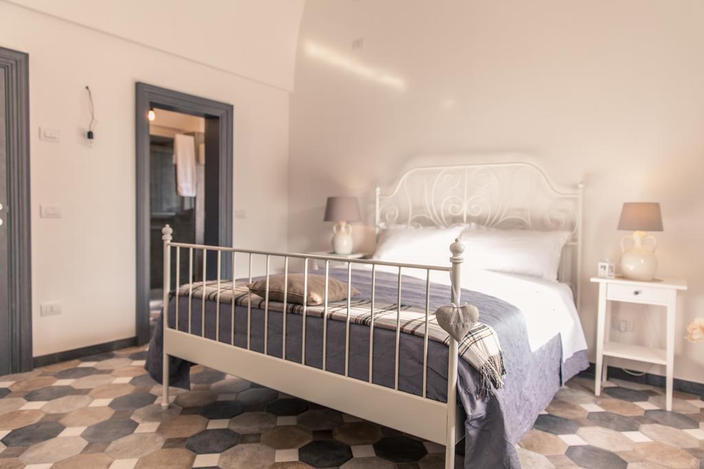 Marinella Suite Home Locorotondo Quarto foto